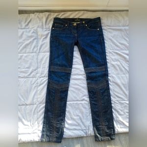 Stylish low west jeans by ELISABETTA FRANCHI.